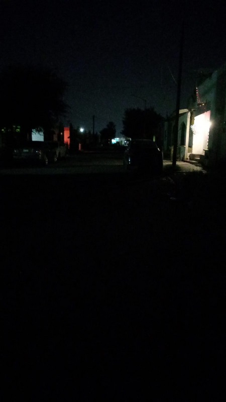 Vecinos de varios sectores de Sabinas reportan falta de energía eléctrica