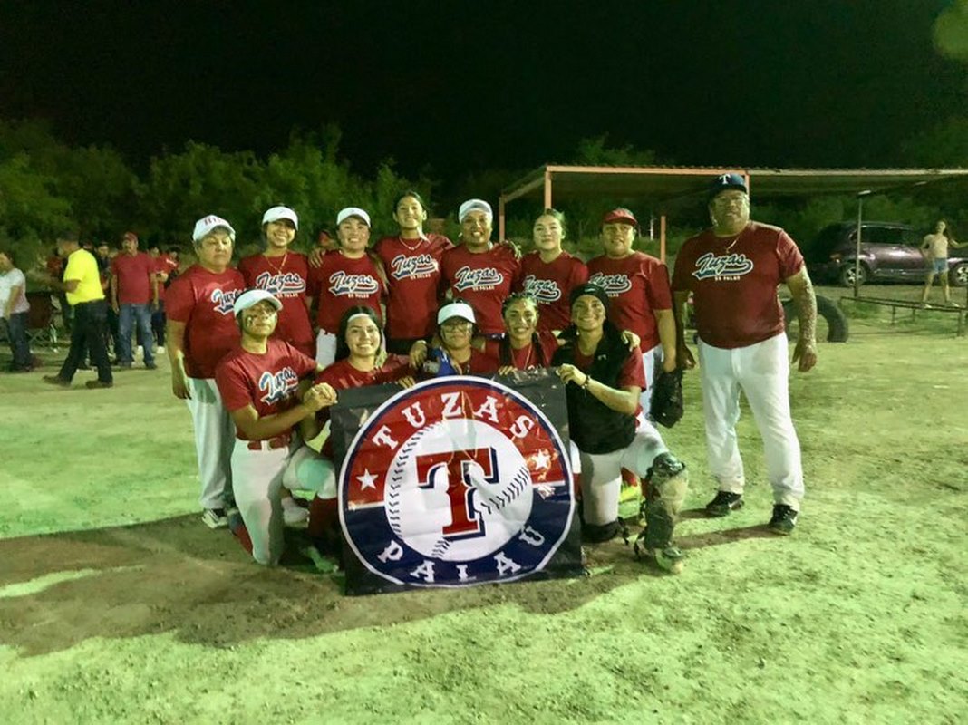 Tuzas de Palaú son campeonas del softbol femenil