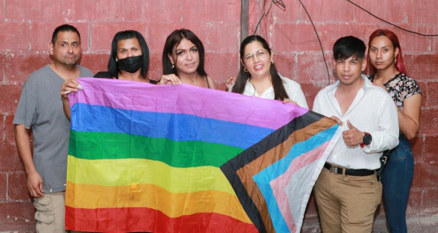 Se compromete Pily Valenzuela con accesos seguros en carretera 57 y calle Negrete