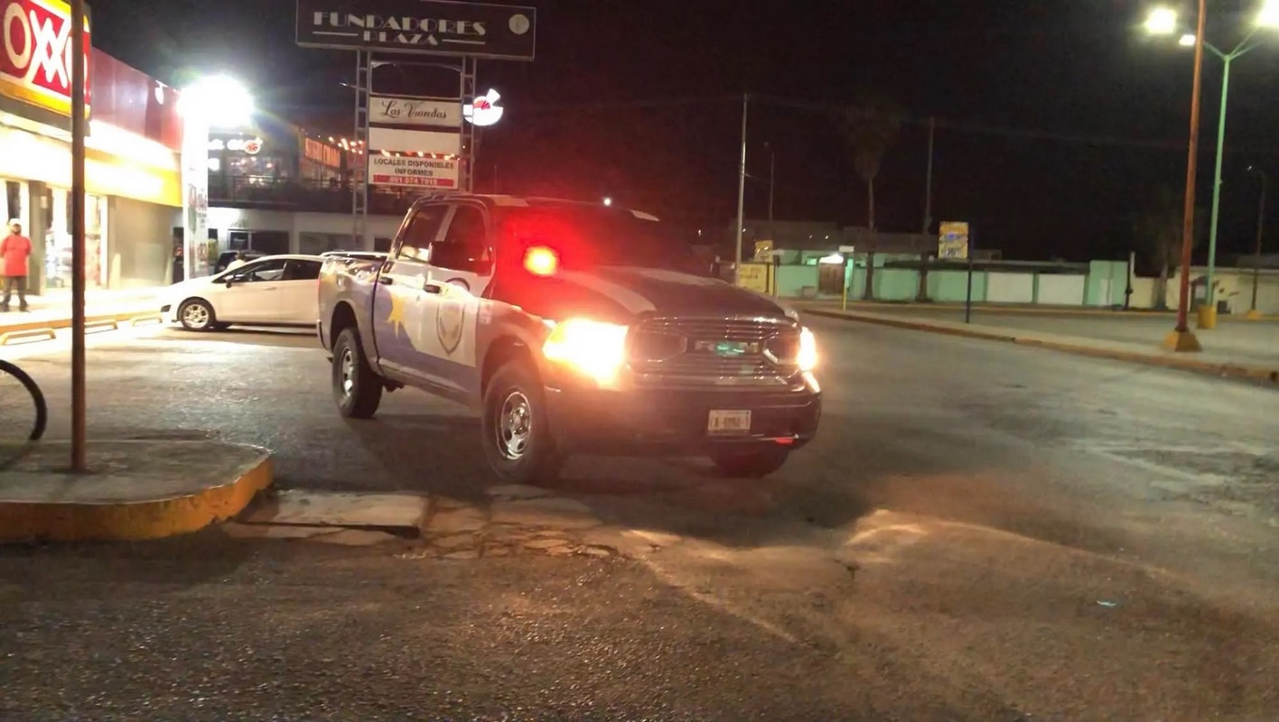 Tras discusión amenazan con arrojarse de un puente