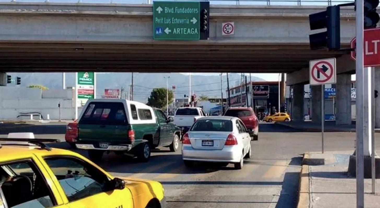 Apagones por toda la capital generan caos