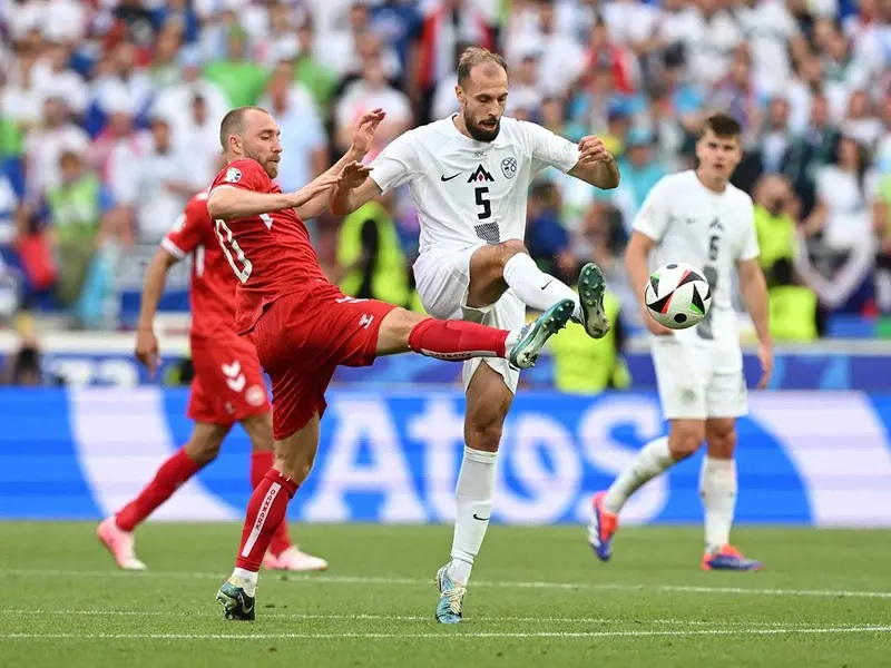 Eslovenia amarga el debut de Dinamarca y Eriksen en la Eurocopa