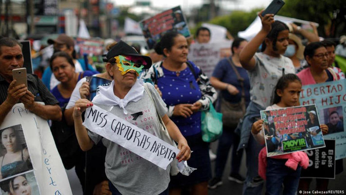 ONG: El Salvador supera 300 muertes bajo custodia estatal