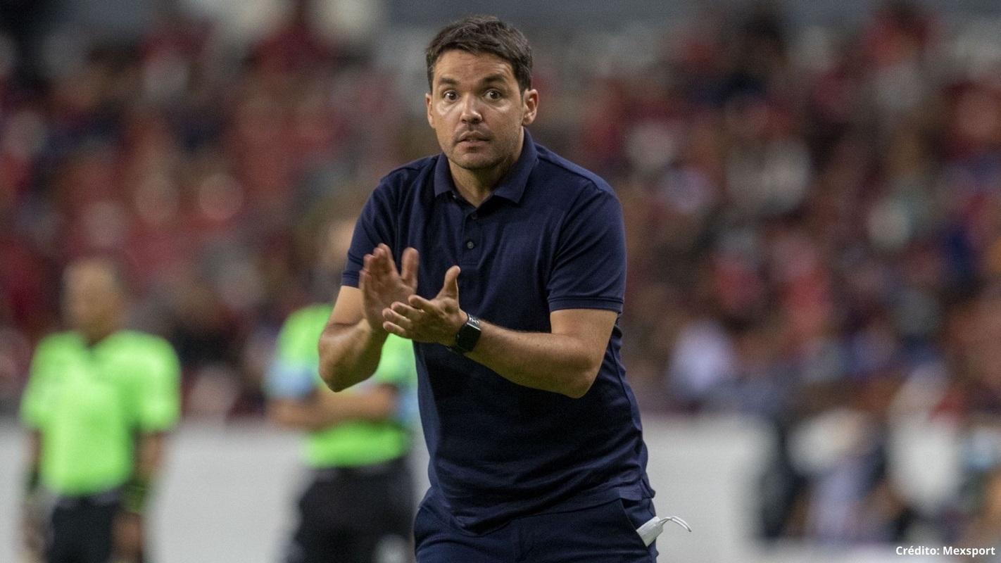 Paunovic y Nicolás Larcamón, posibles sustitutos de Siboldi en Tigres