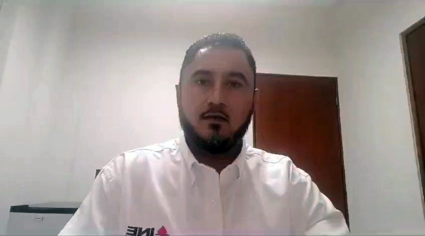 Abarrotan foráneos casillas especiales del INE en Coahuila