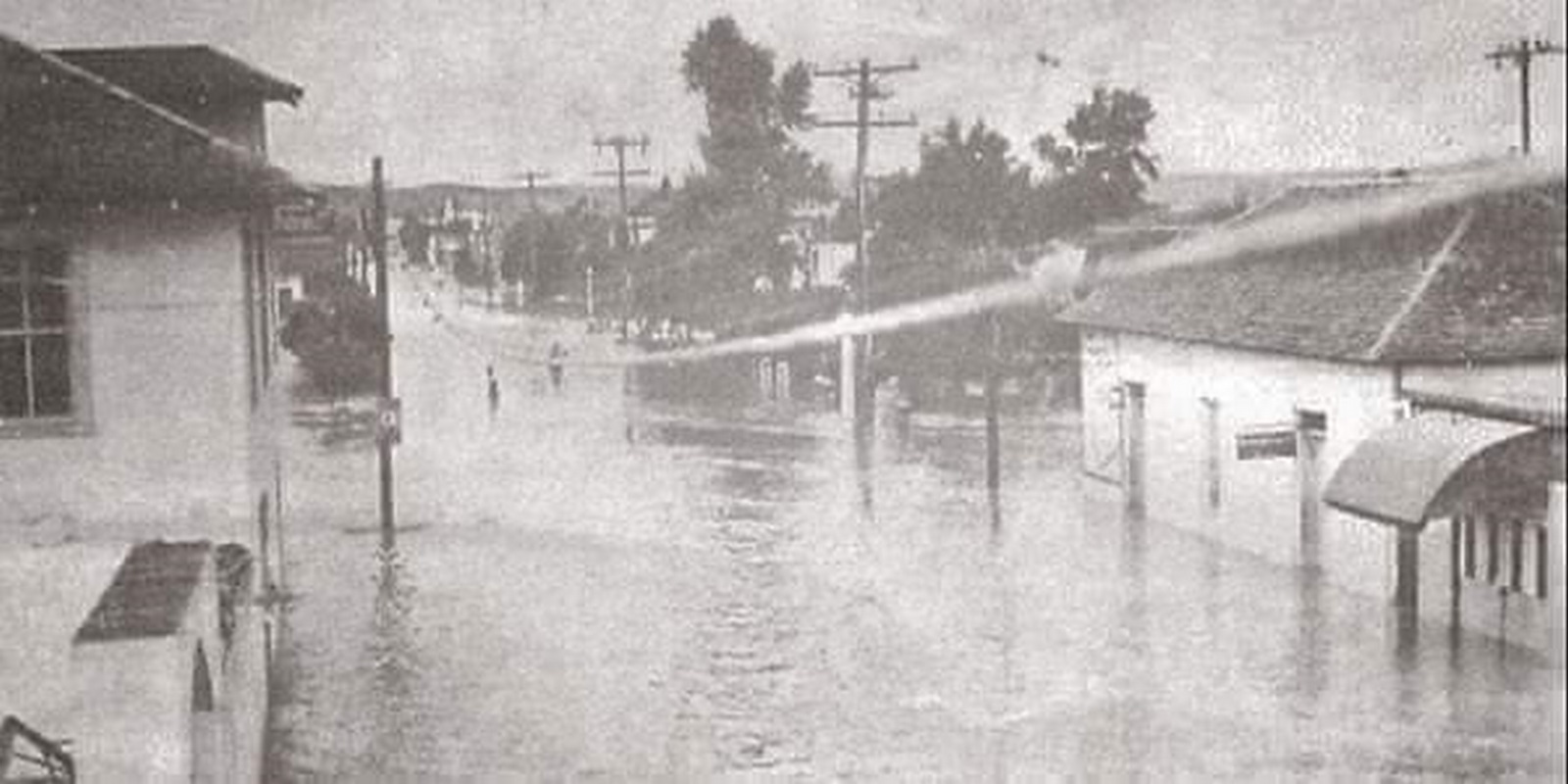 Cruz Roja mexicana reseña en su página que la inundación del 28 de junio de 1954 marcó a Acuña para siempre