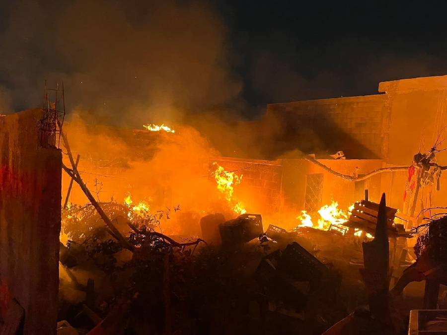 Se incendia casa en Ramos Arizpe