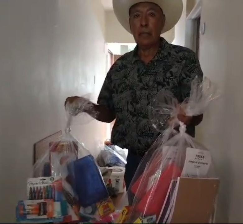 FERMÍN HERNÁNDEZ ENTREGARÁ ESTE VIERNES PAQUETE DE ÚTILES ESCOLARES A NIÑOS DE ESCASOS RECURSOS.