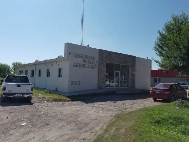 ROBAN VIVIENDA EN PLENA LUZ DEL DÍA EN LOS BOSQUES EN PALAÚ