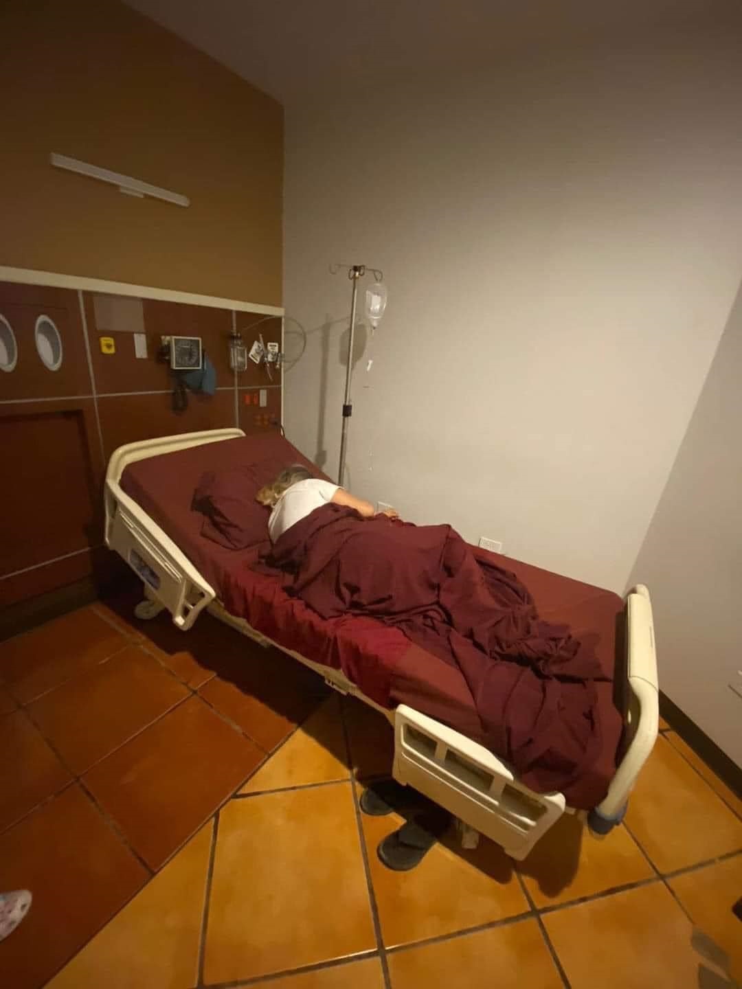 Le niega IMSS tratamiento a paciente con esclerosis