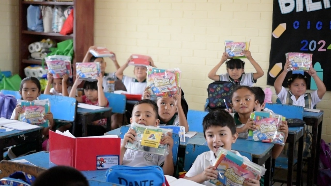 Apoyar a niños y jóvenes con su educación siempre será prioridad para el gobierno: Emilio