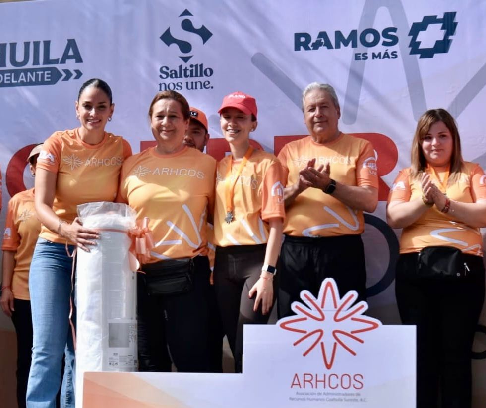 Recibe DIF Saltillo 30 colchones en donación por parte de AARHCOS