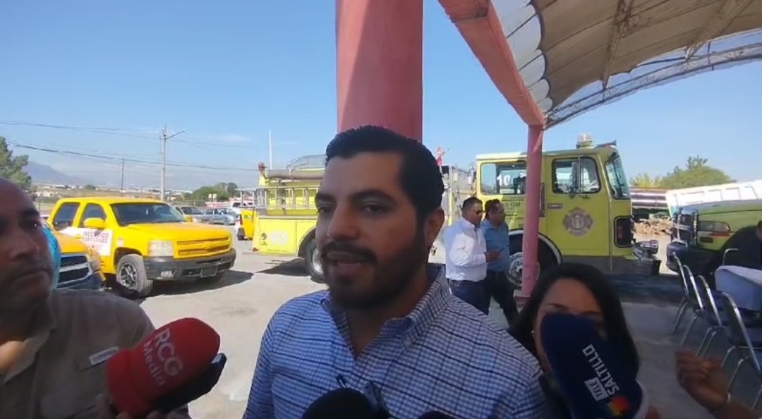 Entrega de uniformes y reconocimientos en Arteaga: Estrategias de prevención destacan en la temporada vacacional