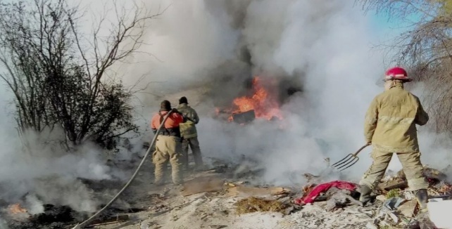 Bomberos de Nueva Rosita merecen todo el reconocimiento en su día