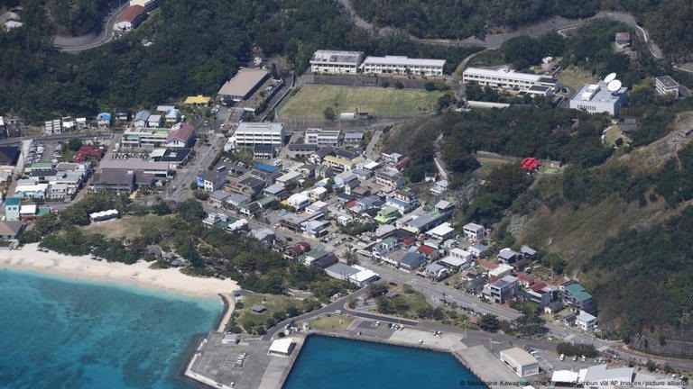 Tsunami alcanza islas al sur de Tokio tras terremoto de 5,9
