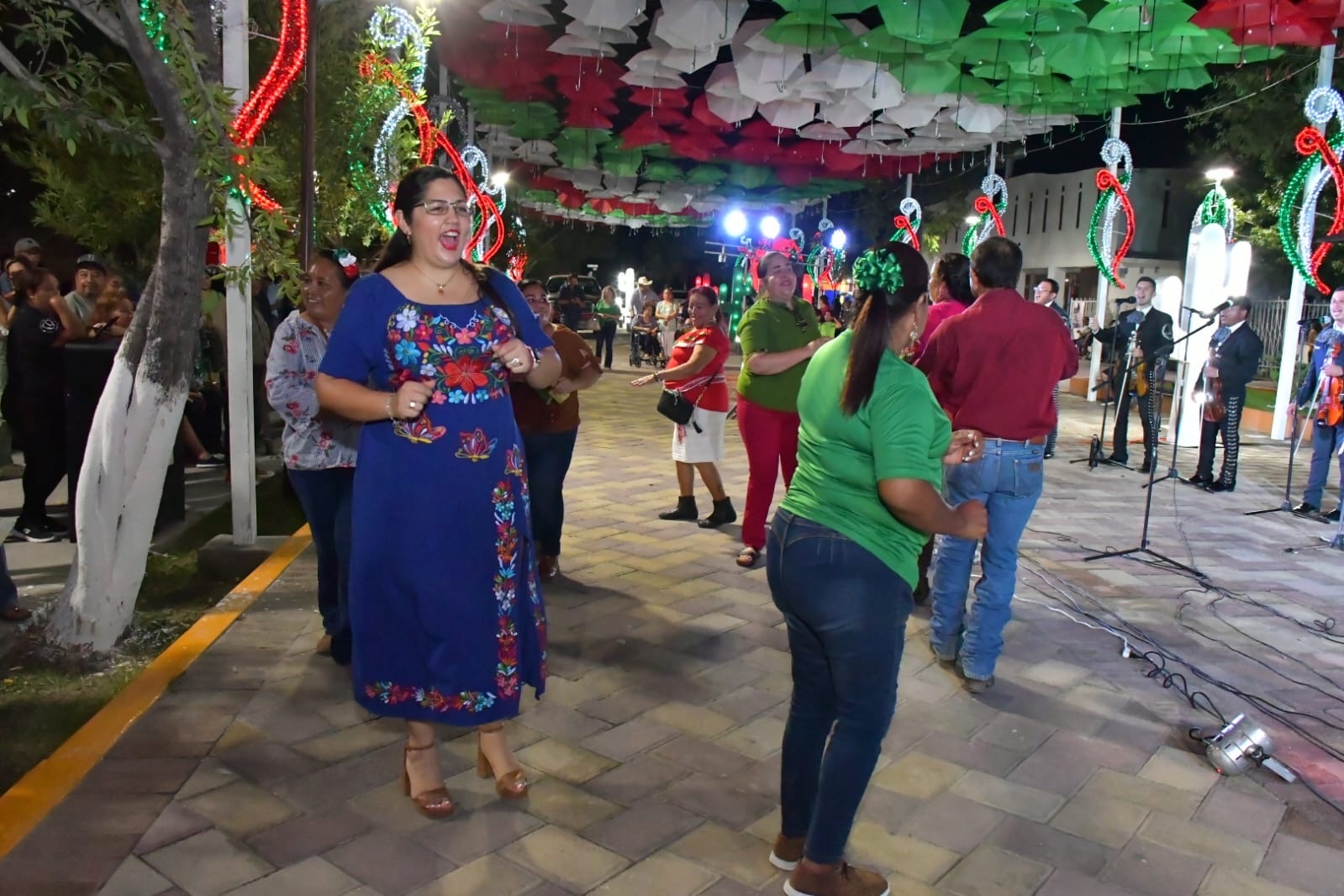Tiene Nava exitosa noche mexicana