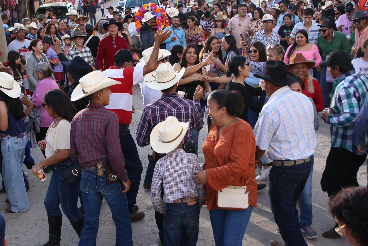 San Antonio de las Alazanas celebra 25 años de tradición manzanera: un festival que sigue cosechando éxitos