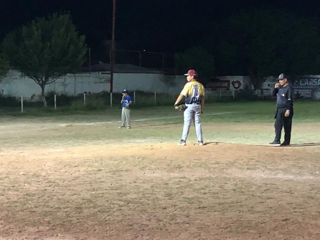 Piratas se imponen ante los Saraperos
