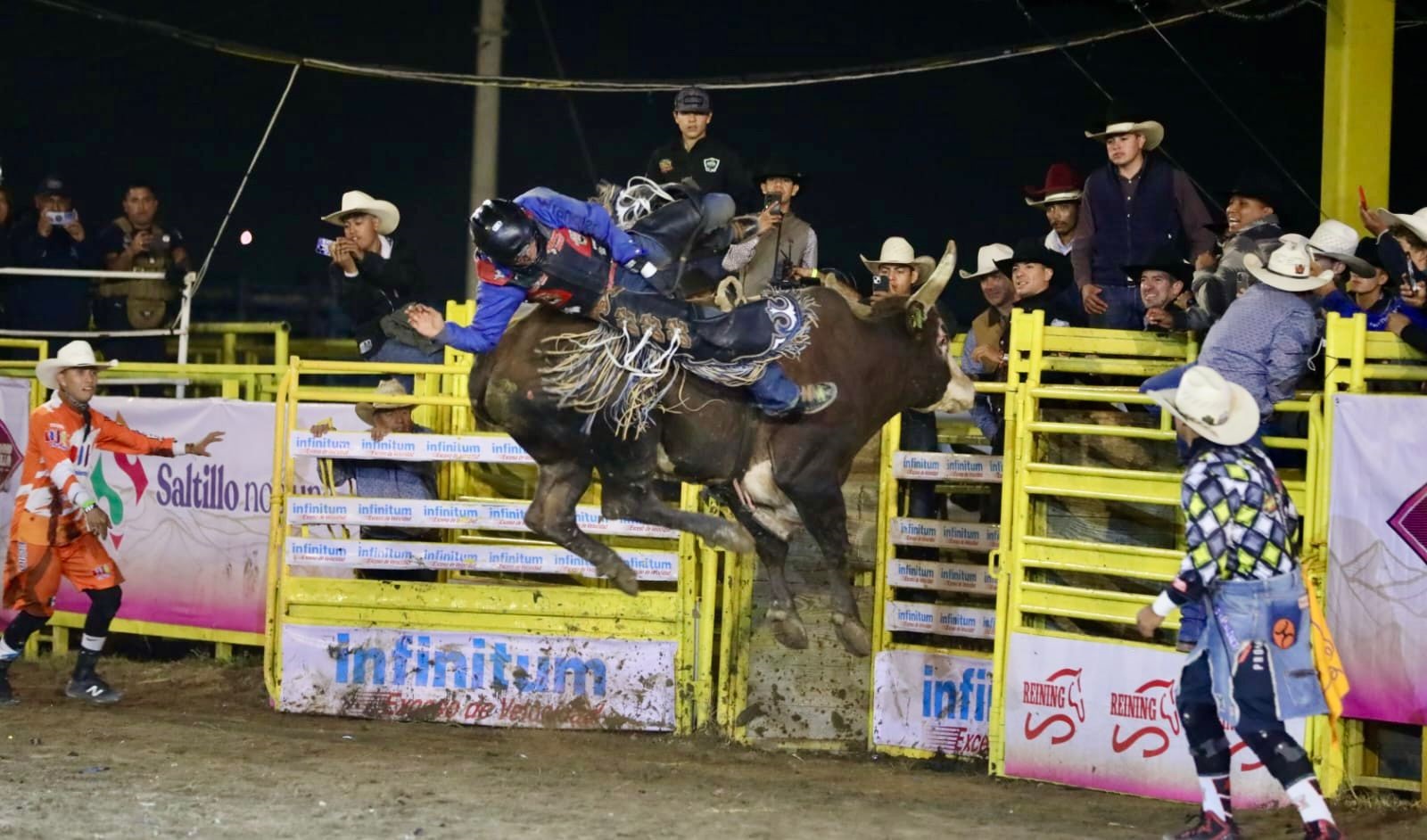 Se consolida en Saltillo el festival del Rodeo