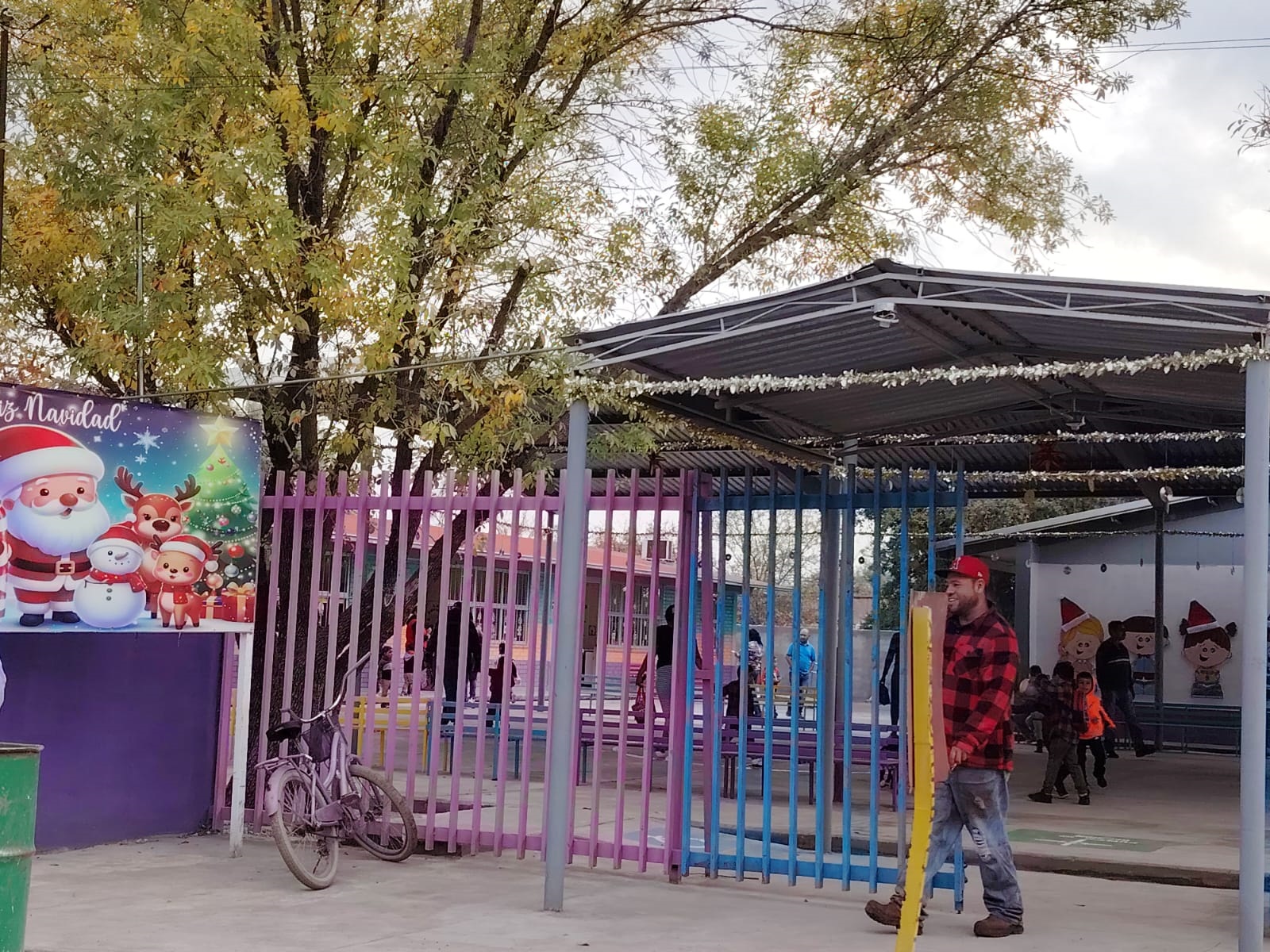 FOMENTAN UNIÓN FAMILIAR EN JARDÍN DE NIÑOS