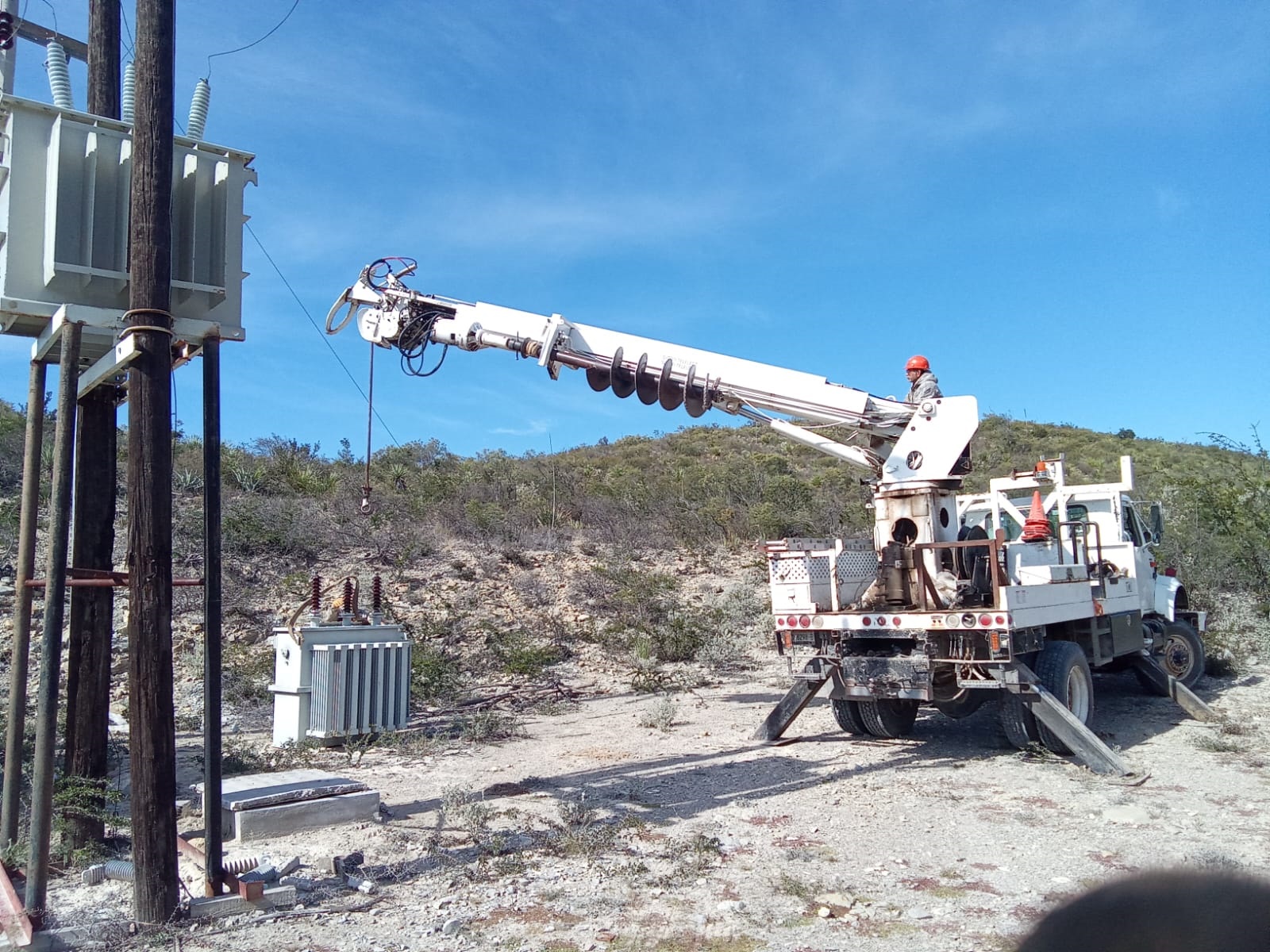 Concluyen trabajos en pozos de Aura; paulatinamente se restablece el servicio