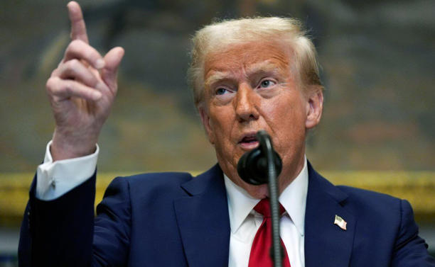 Trump lanza advertencia a Putin: o logra acuerdo con Ucrania “ahora”, o enfrentará aranceles