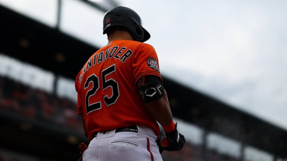 Anthony Santander firma contrato con Toronto Blue Jays por más de 92 millones de dólares