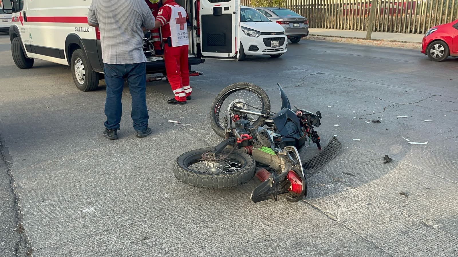 Motociclista resulta herido tras choque en Saltillo