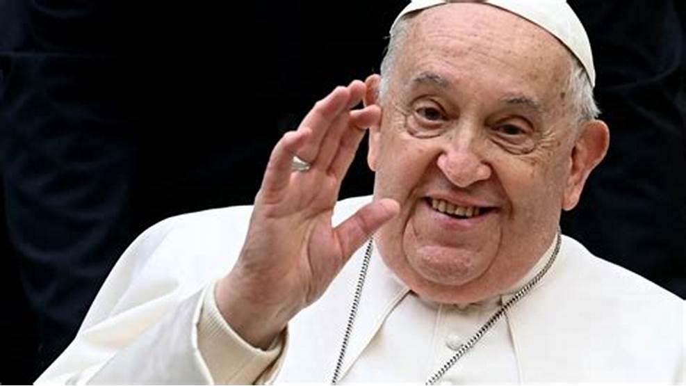 El papa Francisco sigue crítico pero estable