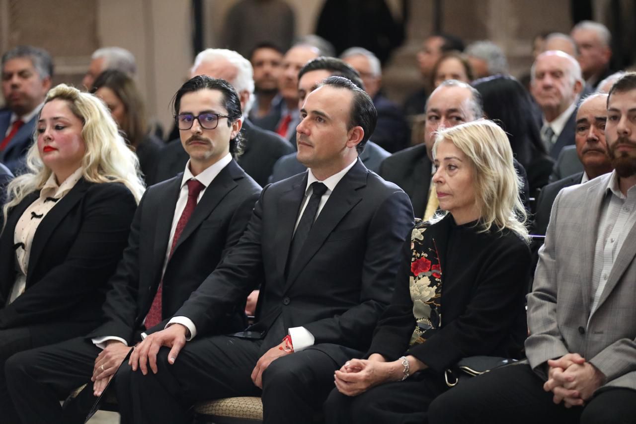 Rinde Coahuila homenaje póstumo a Claudio Bres Garza