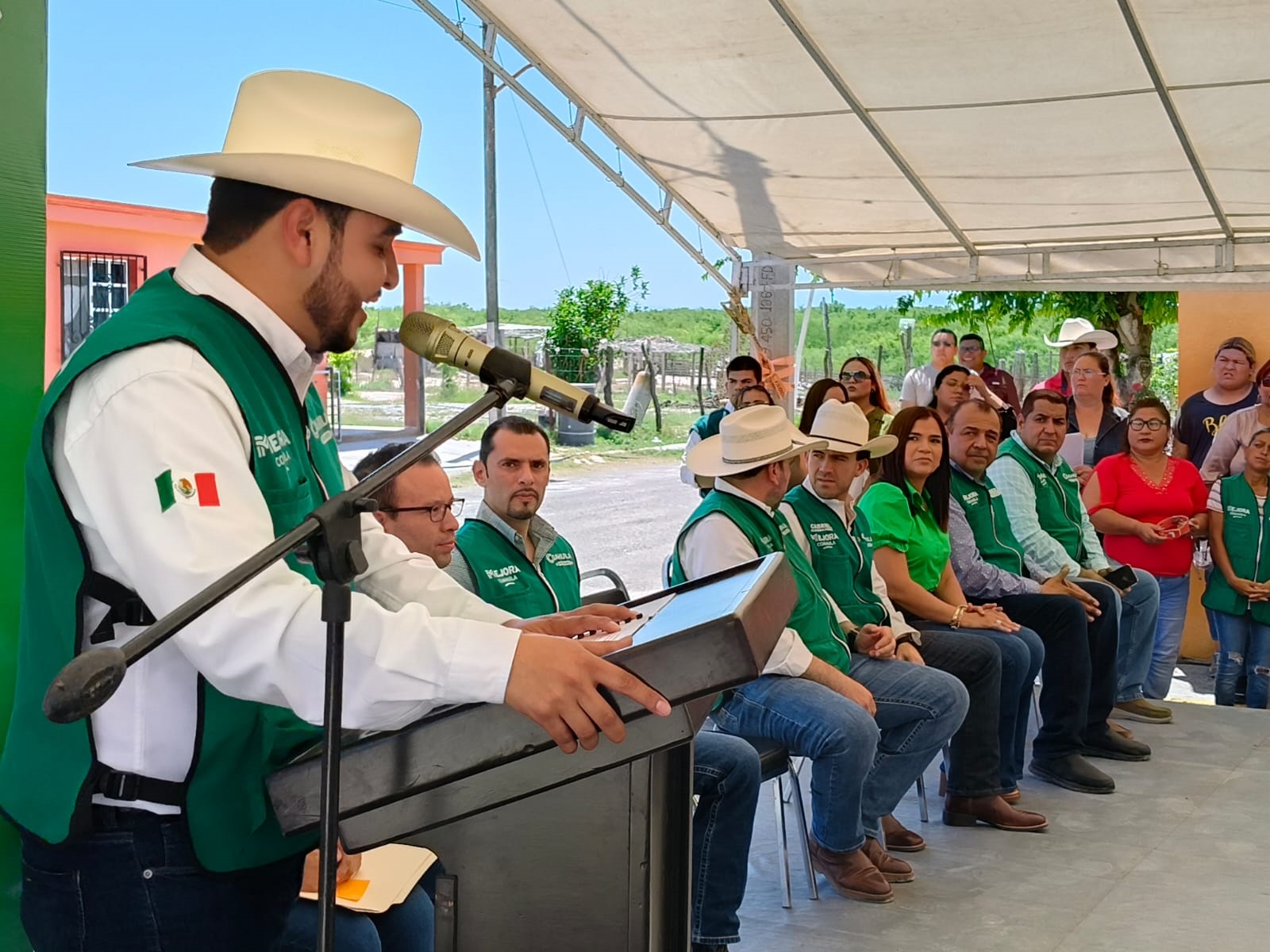 Entregan obra de recarpeteo y bacheo en Progreso