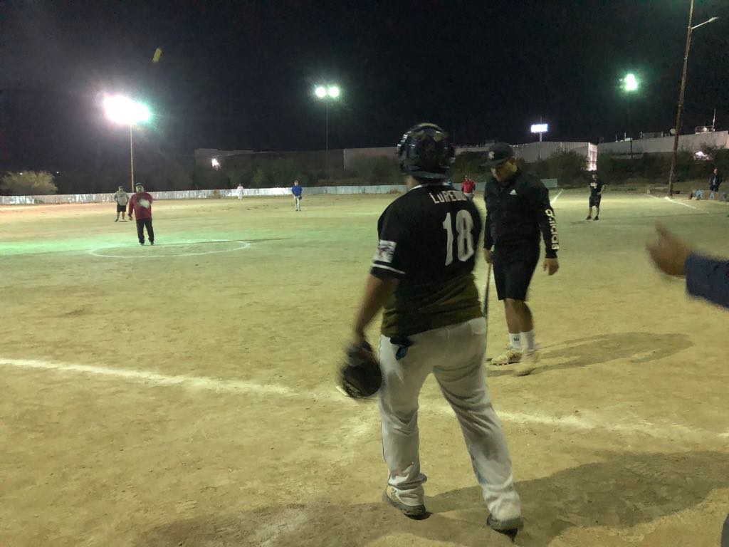 Tecos castigan a los Acereros