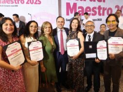 20250514184449_68253901d32f2_001 COAHUILA ES GRANDE PORQUE TIENE A LAS Y LOS MEJORES MAESTROS DE MÉXICO (1)