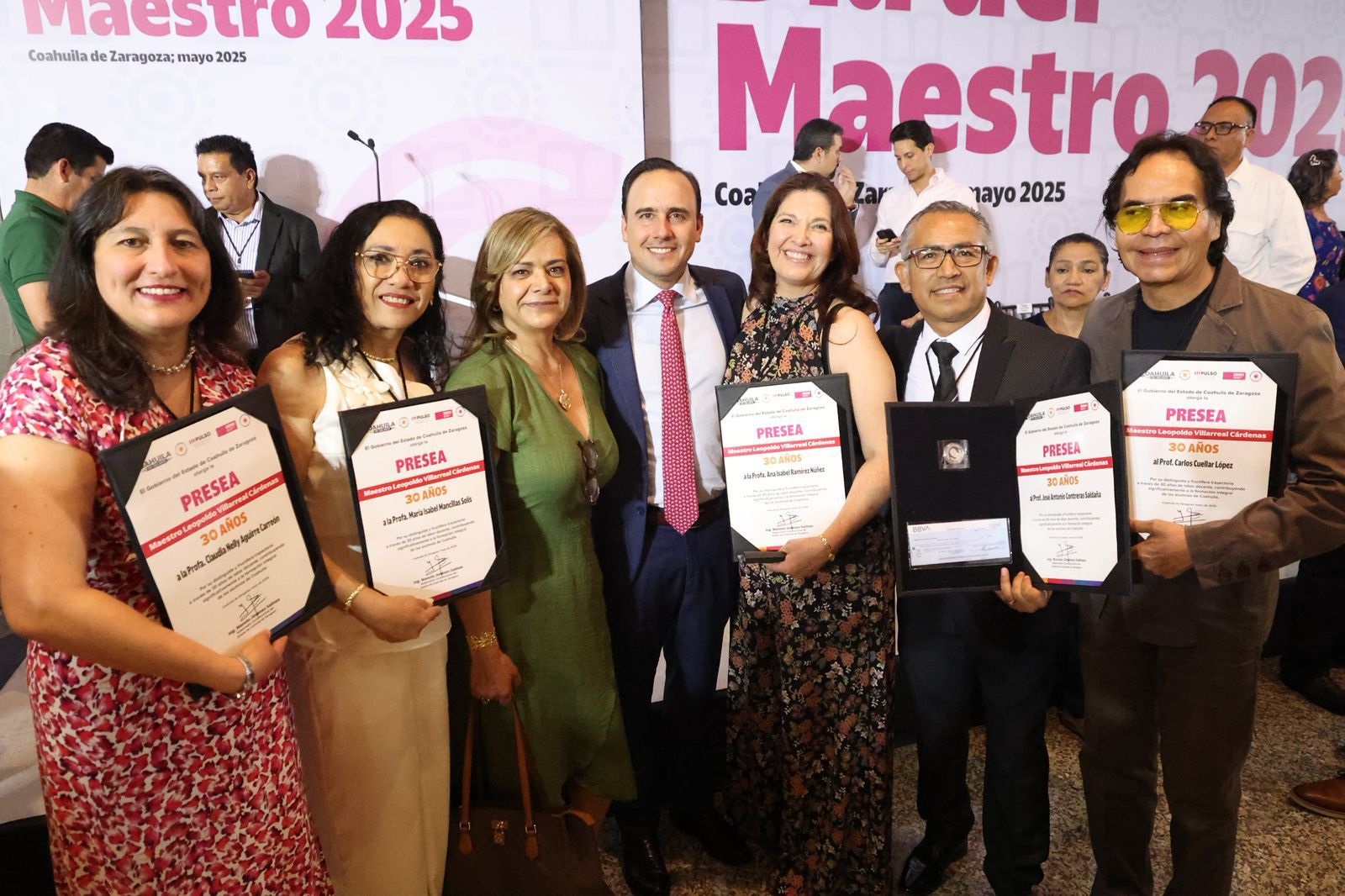 COAHUILA ES GRANDE PORQUE TIENE A LAS Y LOS MEJORES MAESTROS DE MÉXICO: MANOLO