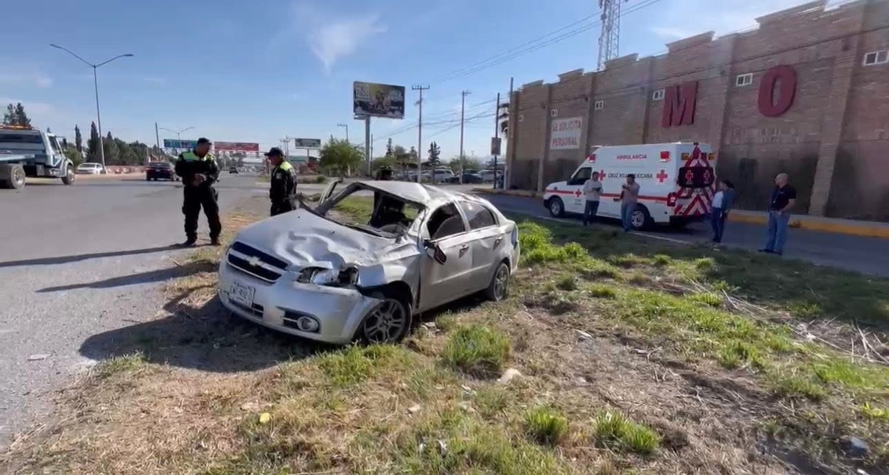 Choque en el bulevar Antonio Cárdenas deja un herido y daños considerables