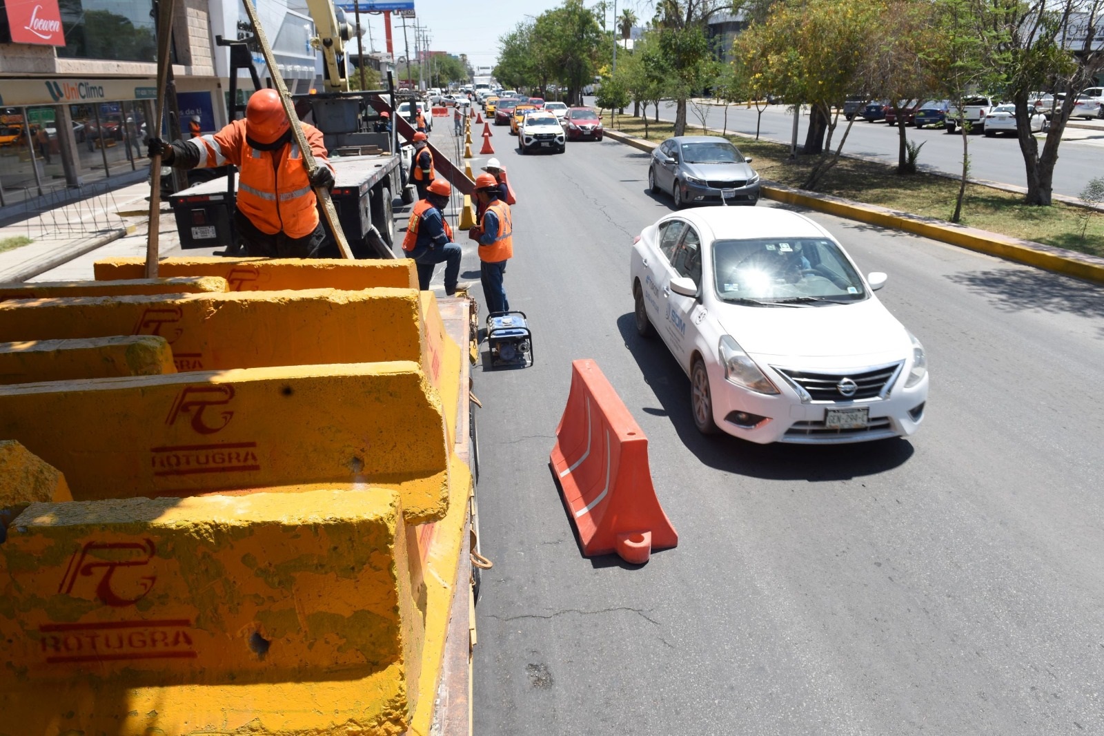 Implementan cierres parciales de carriles por obras de sondeo en el Sistema Vial Abastos- Independencia