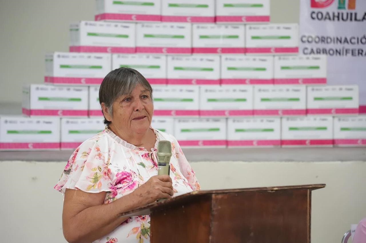 Visita de Liliana Salinas a Múzquiz fortalece acciones en salud y apoyo alimentario