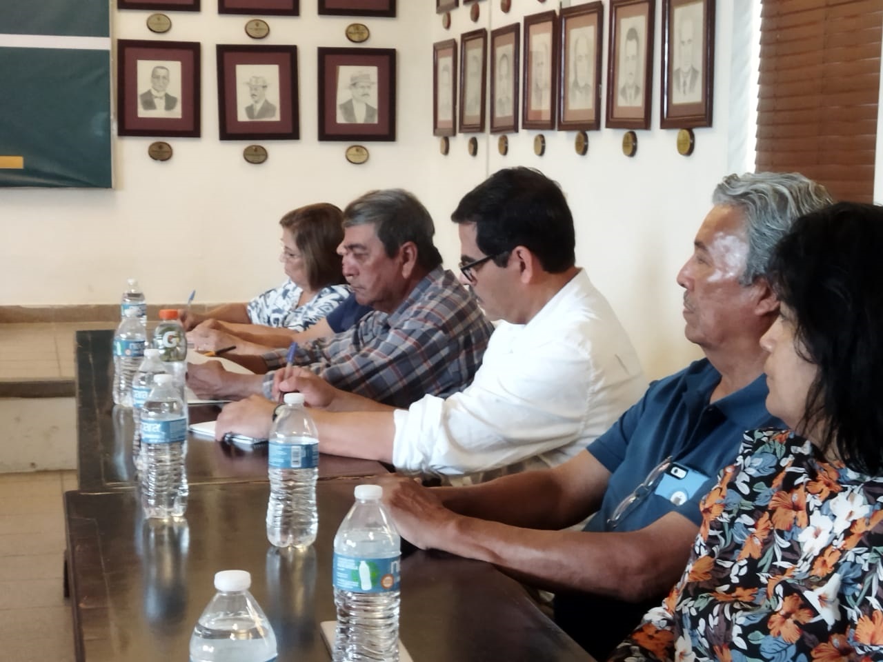 Ganaderos exigen acciones urgentes al gobierno Federal por amenaza del gusano barrenador