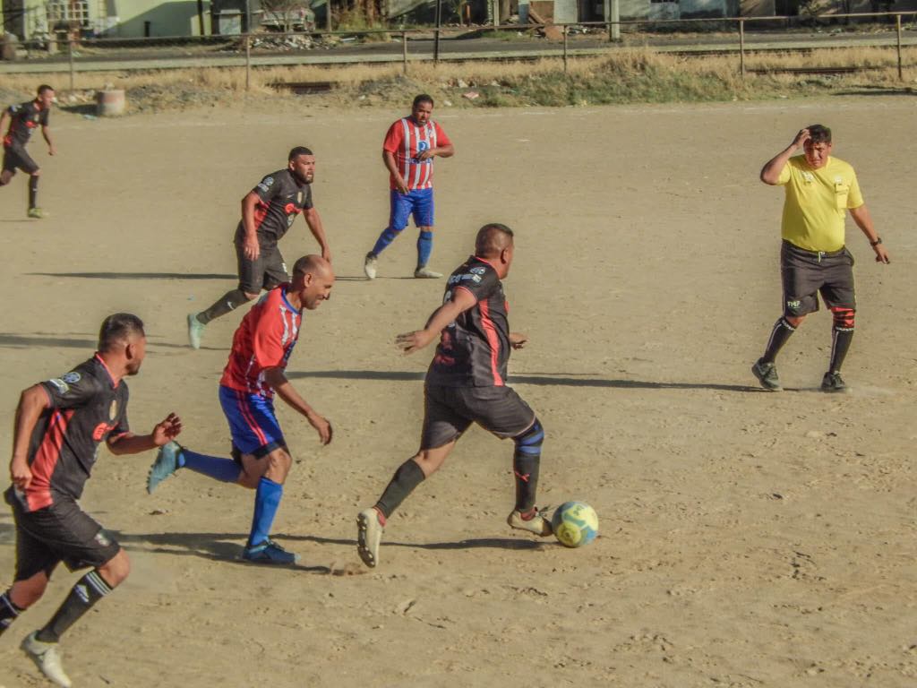 Panchitos golean al Atlante