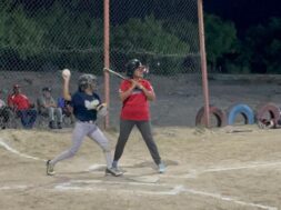 LENIS 32-130525-SOFTBOL-2