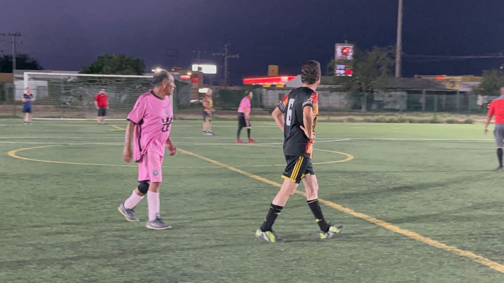 Cachorros domina a los Marginados