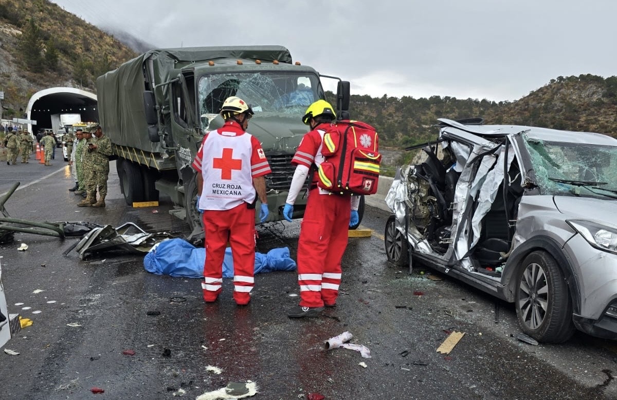 Muere jovencito en fatal carambola en la carretera Los Chorros; camión de la SEDENA involucrado