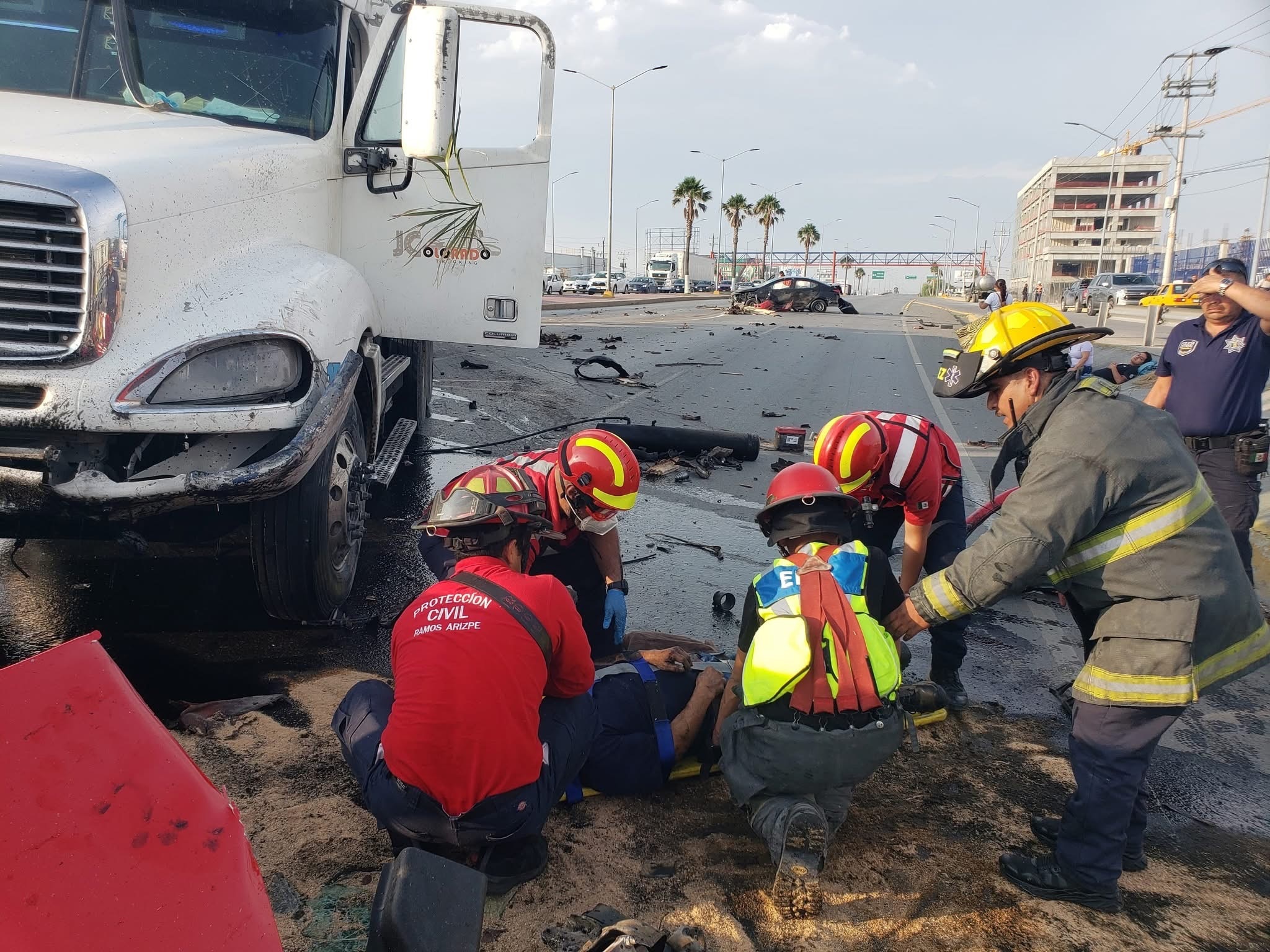 Muere adulto mayor tras ser embestido por tráiler en Ramos Arizpe