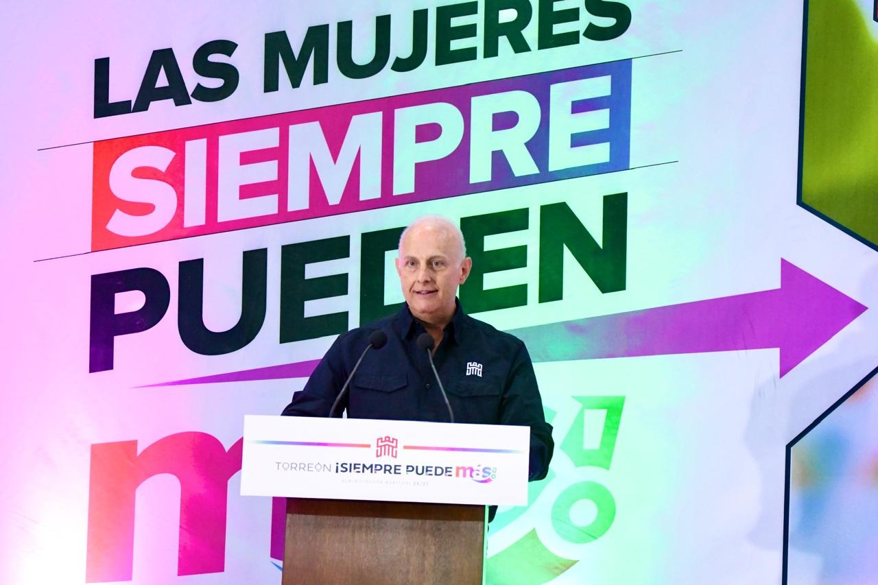 Román Alberto Cepeda González arranca programa de microcréditos “Las Mujeres Siempre Pueden Más”