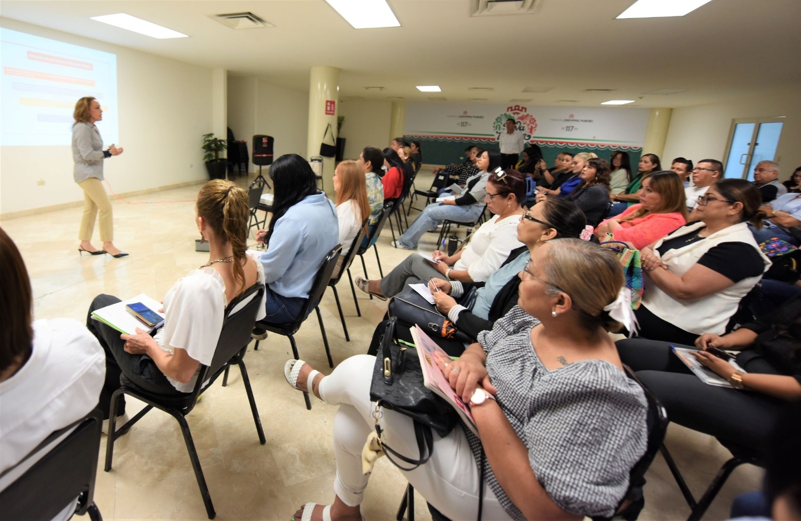 Impulsan la capacitación continua de servidores públicos municipales