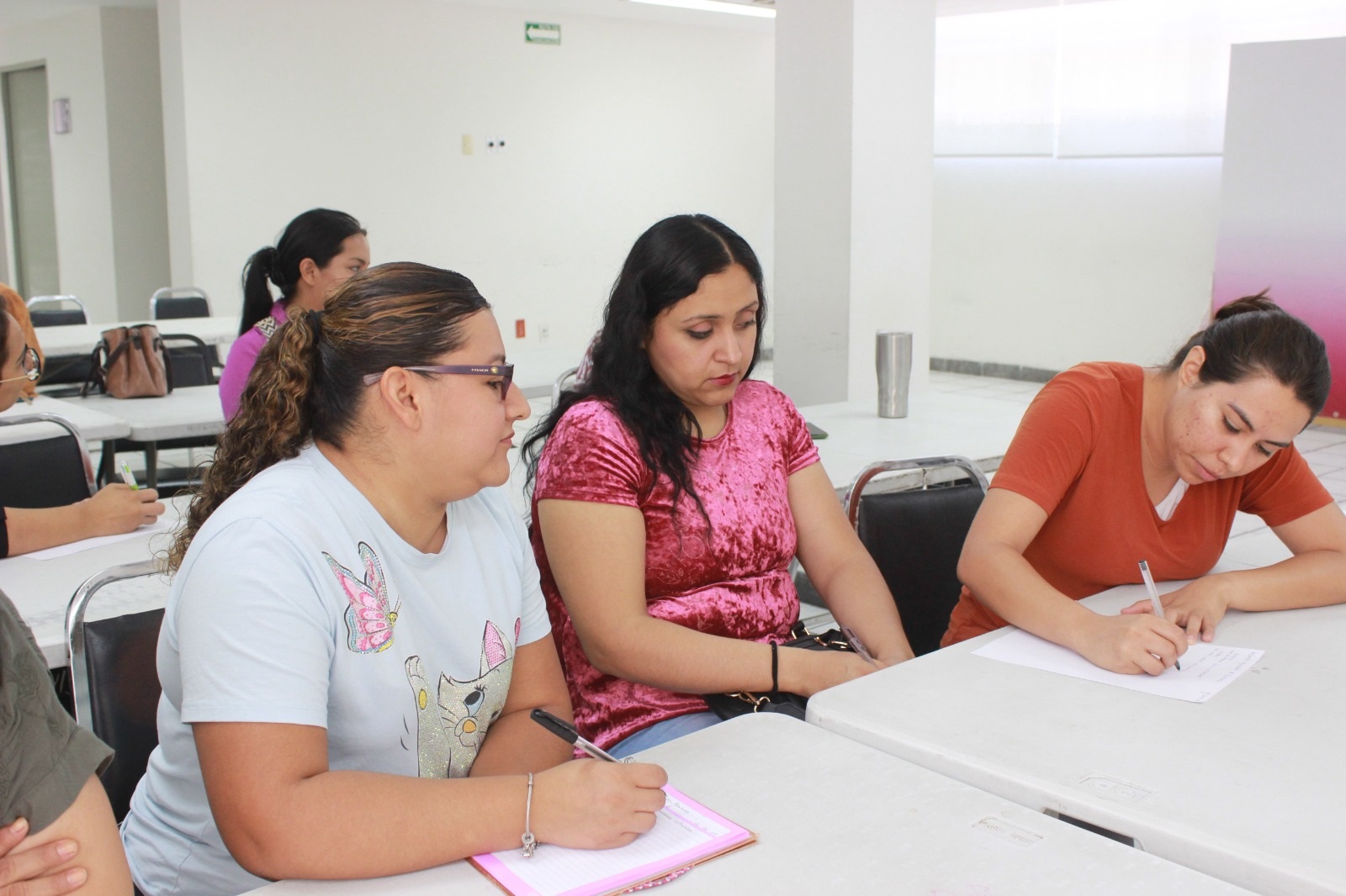 El Instituto Municipal de la Mujer dio inicio al taller “Crianza Positiva”