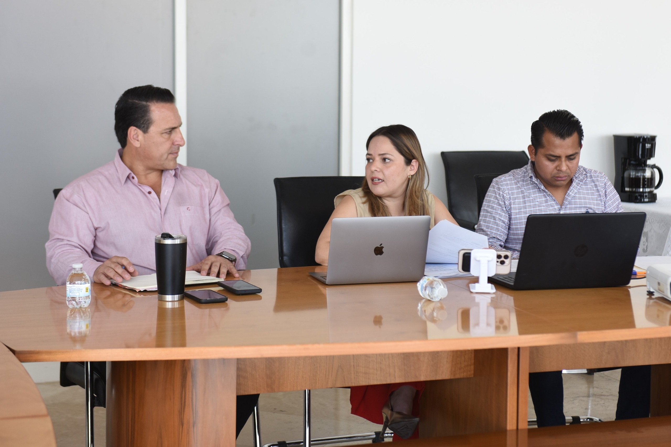 Presentan proyectos para reformar y crear nuevos reglamentos de la Administración Municipal