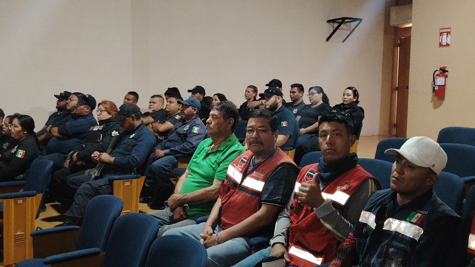ELEMENTOS POLICIACOS Y CUERPOS DE EMERGENCIA EN EL ESTADO PODRÁN SOLUCIONAR CONFLICTOS VECINALES