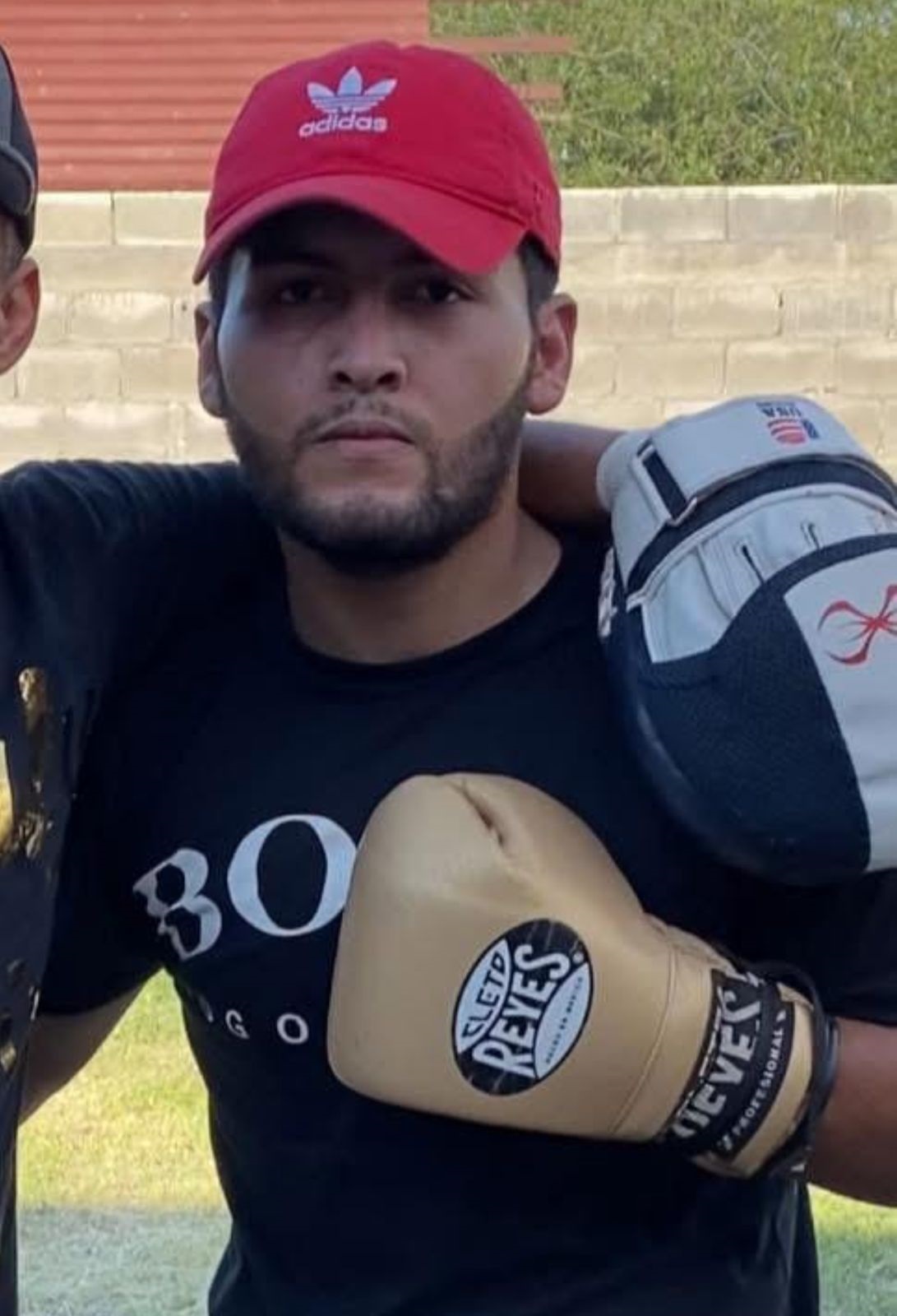 HUGO DIAZ BOXEADOR AMATEUR DEL GIMNASIO CLUB DE BOXEO BARROTERÁN HRH DE LOS MÁS SÓLIDOS EN ESTA REGIÓN CARBONÍFERA, SUS BUENOS RESULTADOS LO RESPALDAN