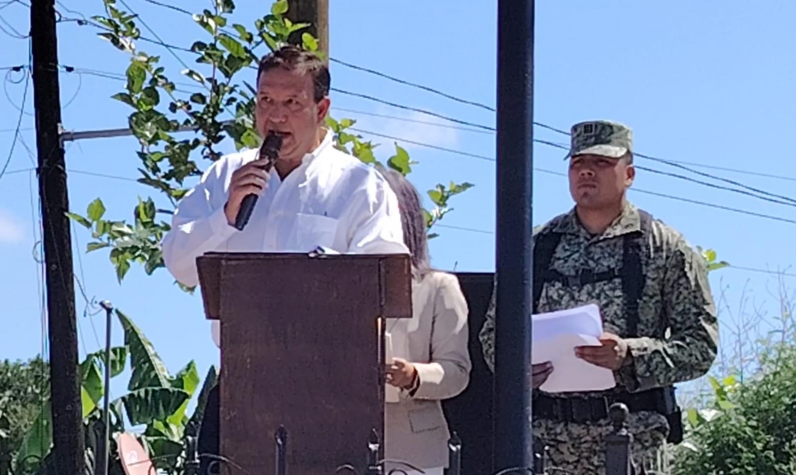 CON GRAN AMOR, RESPETO Y CARIÑO RECUERDAN FAMILIARES AL GRAL. MAURILIO FALCÓN FLORES EN MÚZQUIZ